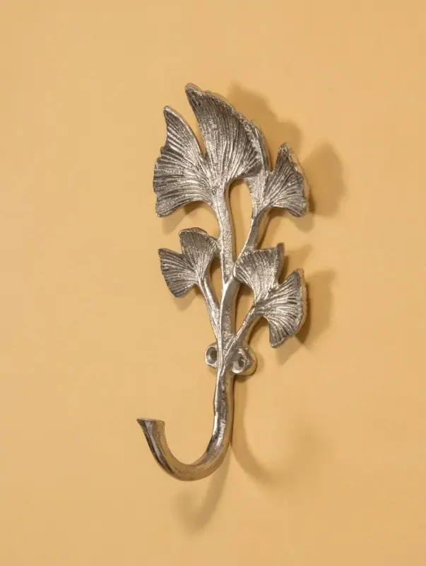 Крючок настенный «Лепестки», 19.5×11×6 см, алюминий Крючок настенный «Лепестки», 19.5×11×6 см, алюминий
