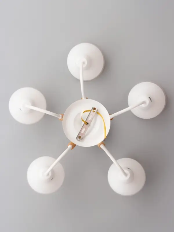 Люстра потолочная BayerLux &laquo;Нельсен&raquo;, 5хЕ27, 40 Вт, белый, 57&times;57&times;25 см