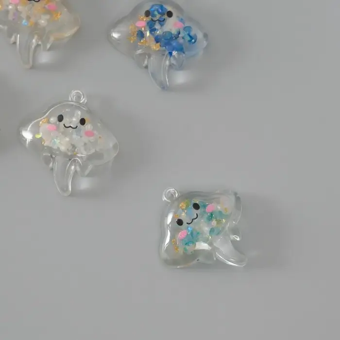 Подвеска для творчества акрил "Морской скат" светится в темноте МИКС 3х2,8х0,8 см