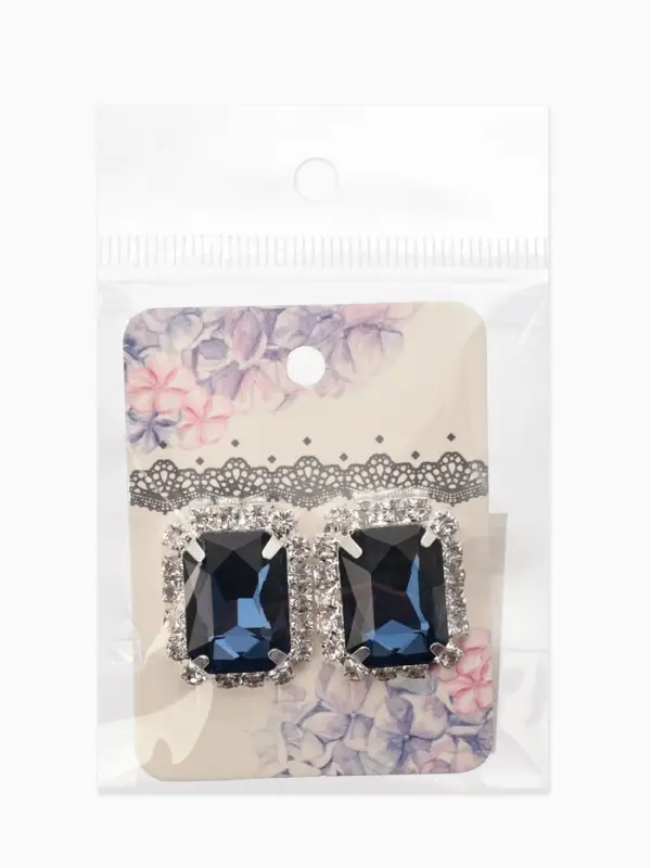 Серьги со стразами Серьги со стразами "Роскошь", прямоугольник, цвет тёмно.сине-белый в серебре