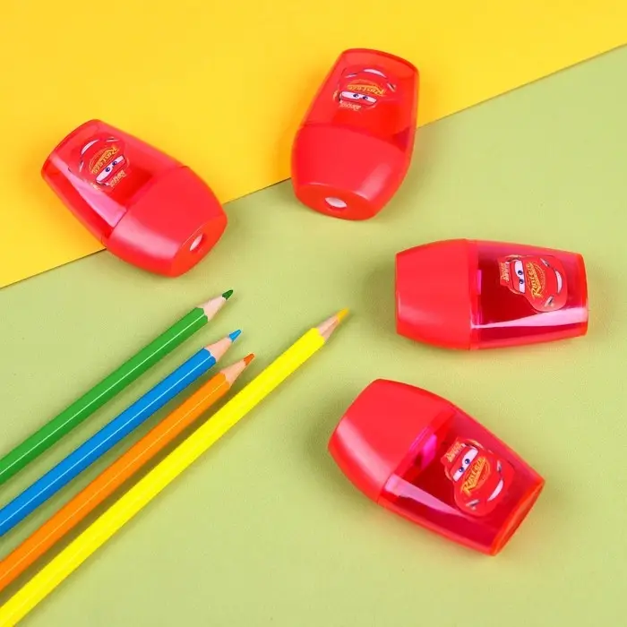 Точилка пластиковая, красная, Тачки