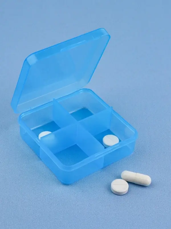 Таблетница, 7&times;6.7&times;2.4 см, 4 секции, цвет синий