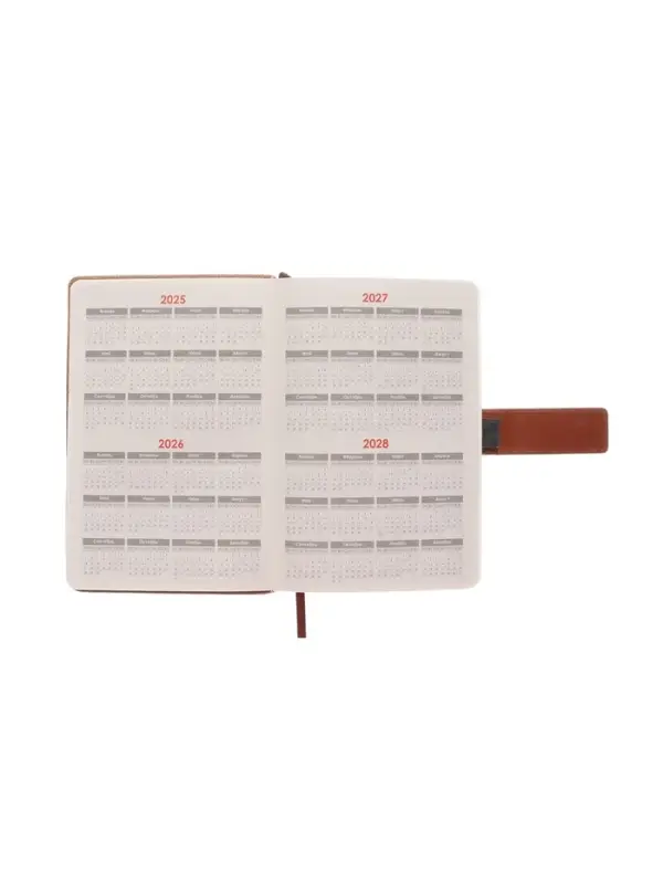 Ежедневник недатированный формат А5, с хлястиком, 128л, линия, пвх, Коричневый Ежедневник недатированный формат А5, с хлястиком, 128л, линия, пвх, Коричневый