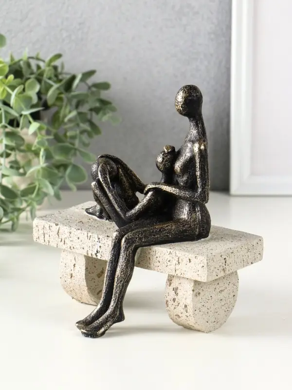 Сувенир полистоун "Абстракция. Мама и ребенок на скамейке" бронза с бежевым 17,5х10,5х19 см   109027