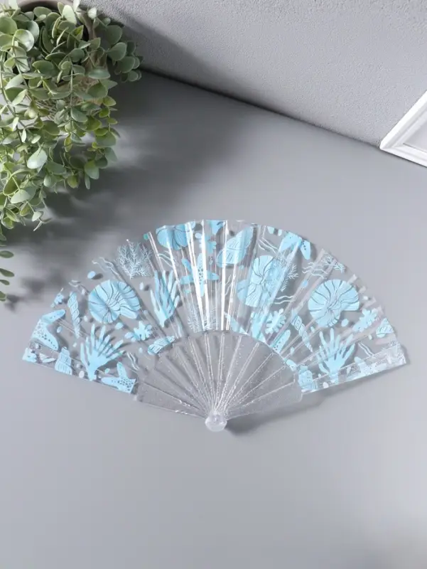 Веер складной пластик &laquo;Морские ракушки и кораллы&raquo;, голубой, блеск, 23 см