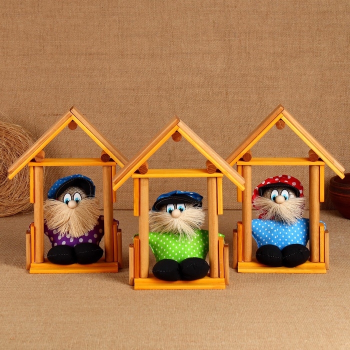 Оберег Оберег "Домовой Антошка", в домике, 27 х 20 см