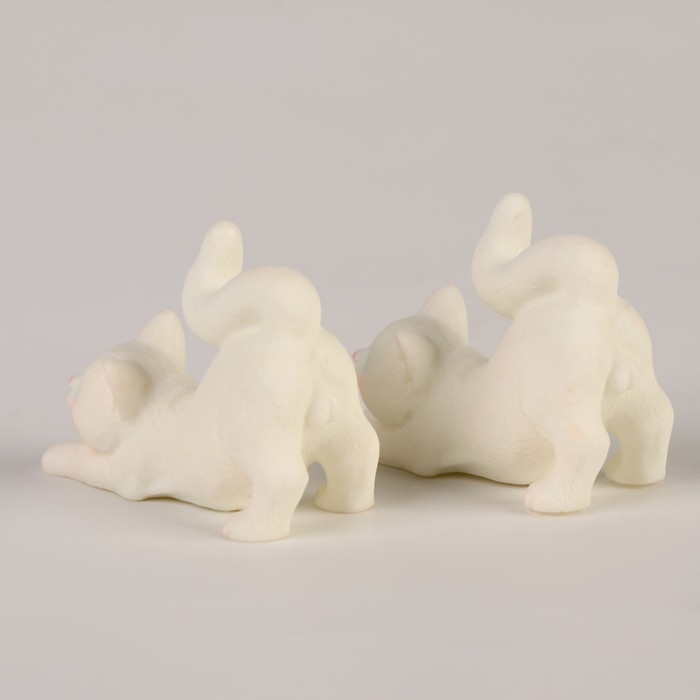 Миниатюра кукольная «Игривый котик», набор 2 шт., размер 1 шт. — 2 × 3,5 × 3 см