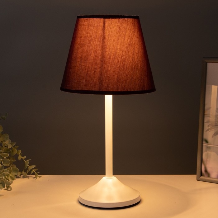 Лампа настольная Лампа настольная "Элеонора" 1х15Вт Е27 белый/фиолетовый 22х22х42см RISALUX