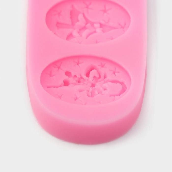 Молд новогодний «Новогодняя ёлка», силикон, 11×4,8 см, цвет розовый Молд новогодний «Новогодняя ёлка», силикон, 11×4,8 см, цвет розовый