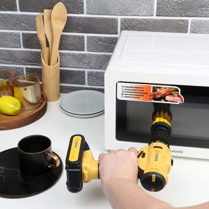 Насадка щетка на шуруповерт ТУНДРА, d=50 мм, высота 25 мм, шестигранный хвостовик Насадка щетка на шуруповерт ТУНДРА, d=50 мм, высота 25 мм, шестигранный хвостовик