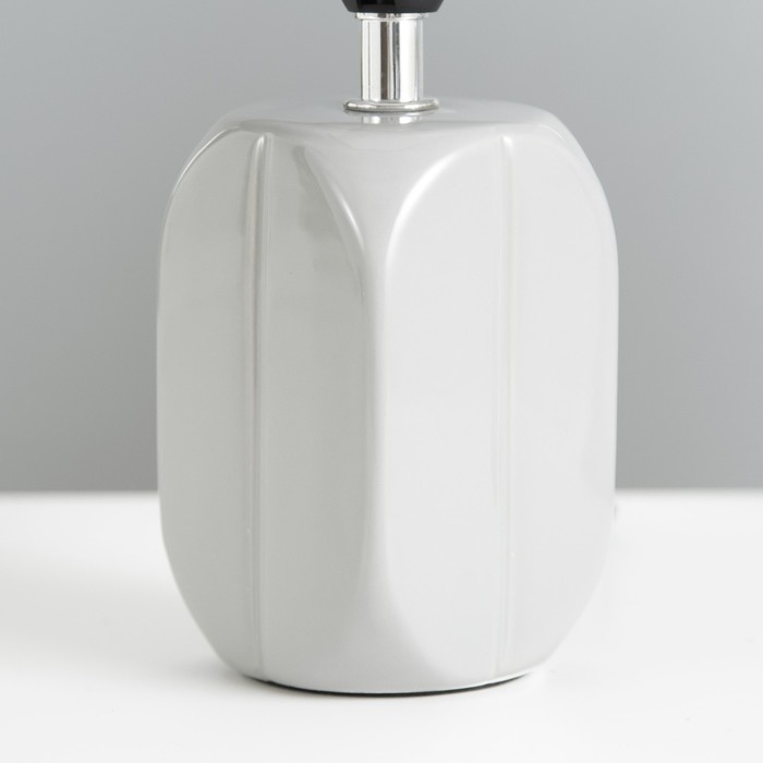 Настольная лампа Настольная лампа "Арон" Е14 40Вт серый 13х13х25 см RISALUX