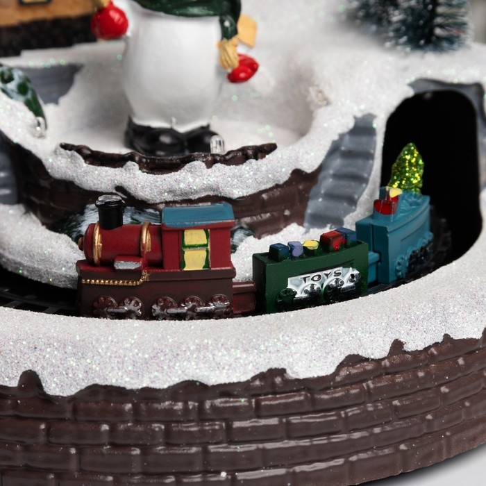 Светодиодная фигура «Поезд и снеговик» 20 × 20 × 16 см, полистоун, батарейки ААх3 (не в комплекте), USB, свечение тёплый белый