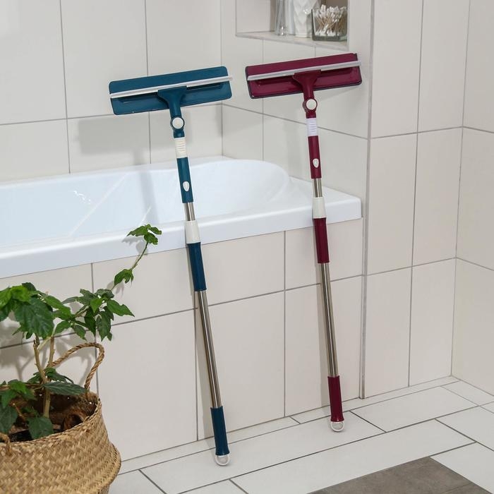 Окномойка с насадкой из микрофибры Доляна, фиксатор, стальная телескопическая ручка, 27×8×86(126) см, цвет МИКС Окномойка с насадкой из микрофибры Доляна, фиксатор, стальная телескопическая ручка, 27×8×86(126) см, цвет МИКС