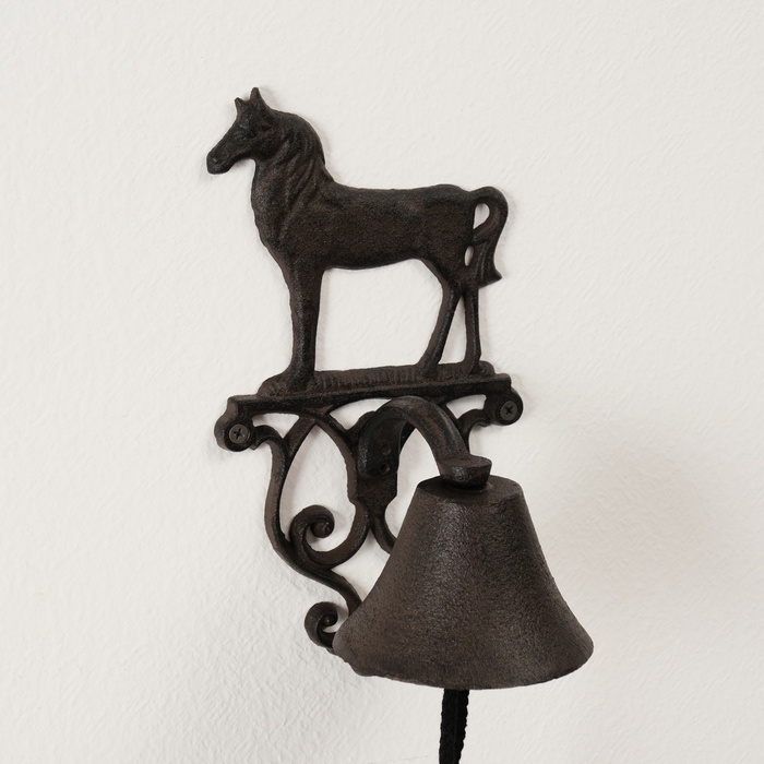 Колокол сувенирный чугун  Колокол сувенирный чугун "Лошадь" 13х13,5х24,5 см