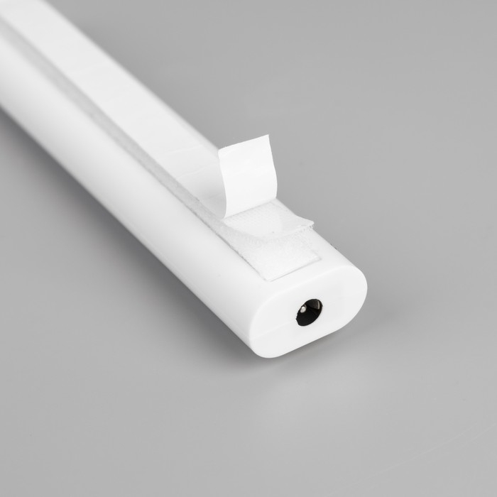 Светодиодная лента Luazon Lighting с датчиком движения 2 м, IP65, SMD2835, 60 LED/м, 4хААА, 4000К Светодиодная лента Luazon Lighting с датчиком движения 2 м, IP65, SMD2835, 60 LED/м, 4хААА, 4000К