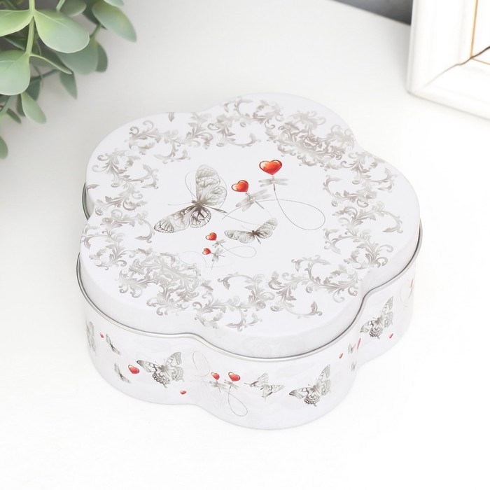 Шкатулка Шкатулка "Бабочка с сердечками" 12х12,5х5 см