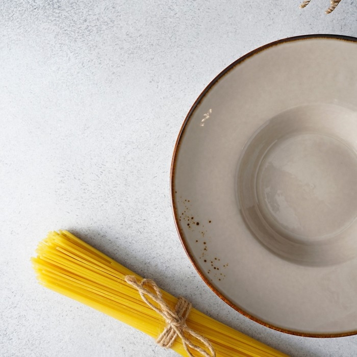 Тарелка фарфоровая для пасты Magistro «Церера», 160 мл, d=21 см, цвет коричневый Тарелка фарфоровая для пасты Magistro «Церера», 160 мл, d=21 см, цвет коричневый