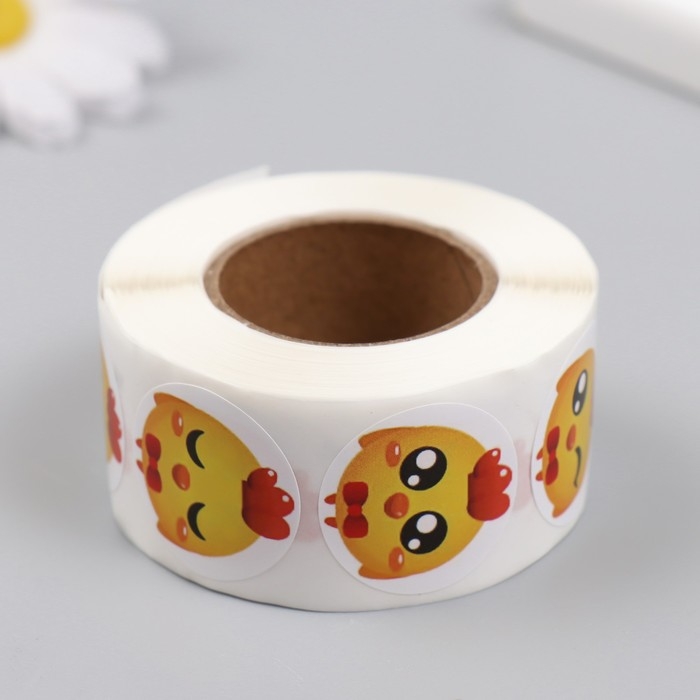 Наклейка бумага Наклейка бумага "Настроение цыплёнка" d=2,5 см 500 шт в рулоне 3х6,5х6,5 см