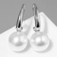 Серьги с жемчугом &laquo;Капля&raquo;, полукруг, белые в серебре