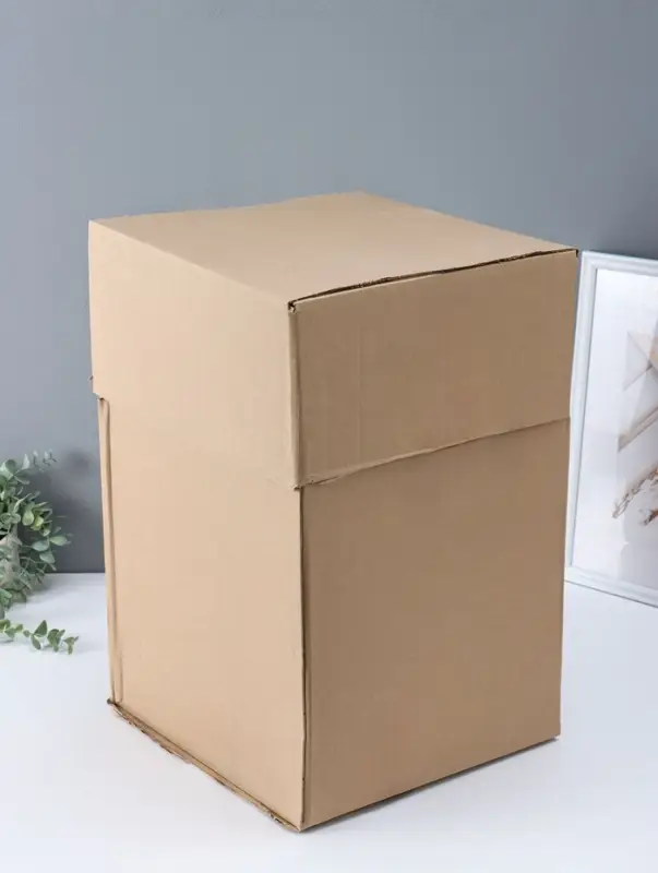 Фигура "Ангел на колене" большой, белый с золотом, 58х48х38 см