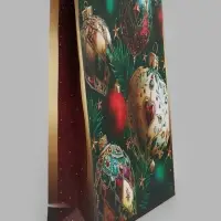 Пакет подарочный ламинированный &laquo;Шары Новый год&raquo;, L 33&times;42.5&times;10 см