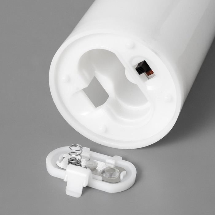 Светодиодная свеча, ночник LED RISALUX «Классик» с эффектом живого пламени, от батареек 3×AG13, 5×5×12 см Светодиодная свеча, ночник LED RISALUX «Классик» с эффектом живого пламени, от батареек 3×AG13, 5×5×12 см