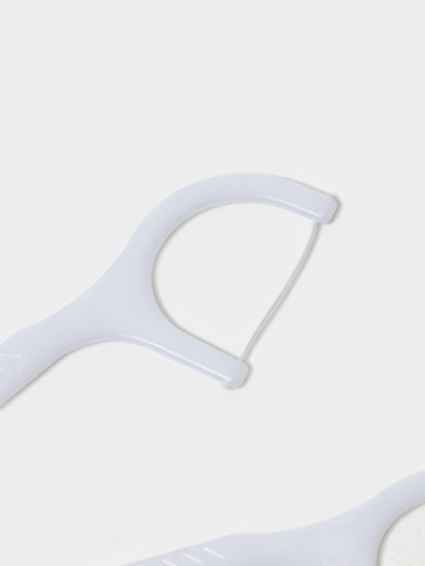 Зубочистки с зубной нитью Доляна, набор 50 шт., пластик, шелковина, белые Зубочистки с зубной нитью Доляна, набор 50 шт., пластик, шелковина, белые