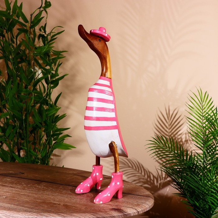 Сувенир "Утка в розовом" дерево 45 см