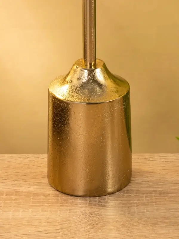 Подсвечник "Доблесть" золотой алюминий 8х8х30 см