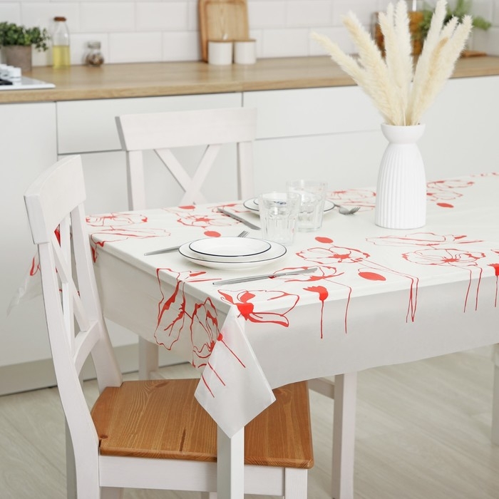 Скатерть без основы одноразовая «Маки», 110×220 см, МИКС Скатерть без основы одноразовая «Маки», 110×220 см, МИКС