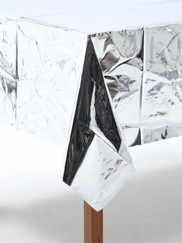 Скатерть "Серебро"фольга 137х183 см