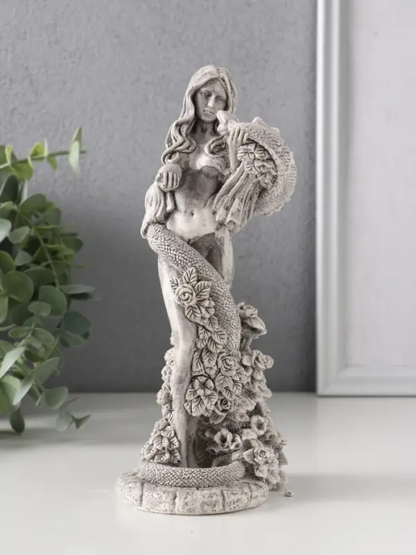 Фигура «Ева со змеей», 20×8.5×9 см, серая