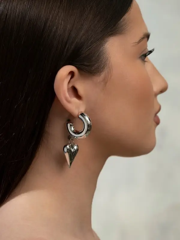 Серьги кольца с подвеской &laquo;Сердечки&raquo;, d=2.5 см, цвет серебро