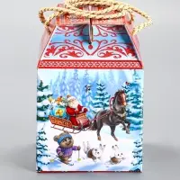 Подарочная новогодняя коробка &laquo;Золотая рыбка&raquo;, для сладких подарков, 18&times;18&times;14 см