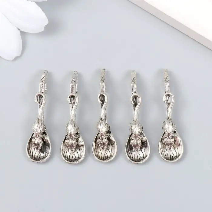 Сувенир кошельковый металл Сувенир кошельковый металл "Ложка-загребушка. Мышка" 3,2х0,8 см