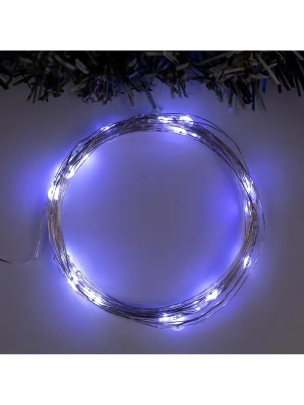 Гирлянда &laquo;Нить&raquo; 5 м, роса, IP20, серебристая нить, 50 LED, мерцание всех светодиодов, от батареек АА&times;3, свечение белое