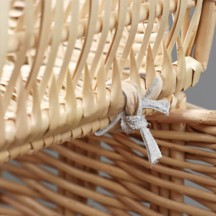 Корзина «Пикник», с крышкой, №1, дно:16х31 см, верх:40х28 см, H=25/45 см, ива Корзина «Пикник», с крышкой, №1, дно:16х31 см, верх:40х28 см, H=25/45 см, ива