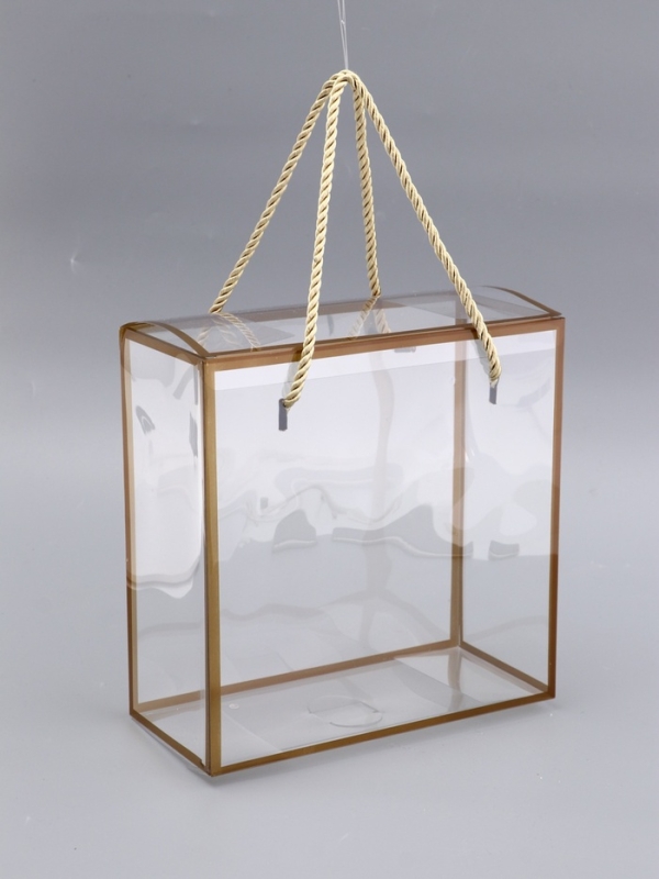 Коробка из PET с ручками, золотая, 20 х 20 х 9 см Коробка из PET с ручками, золотая, 20 х 20 х 9 см