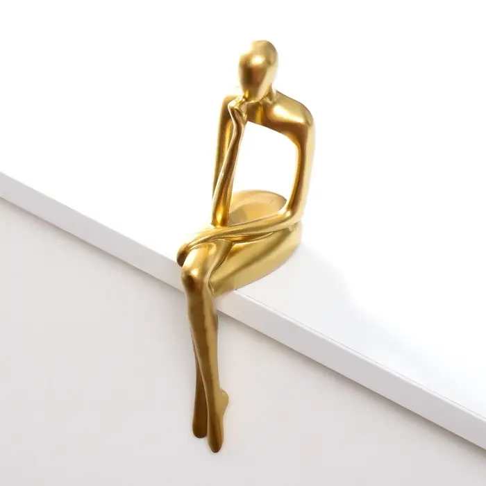 Сувенир полистоун  Сувенир полистоун "Девушка в раздумьях" золото 23х5х9 см