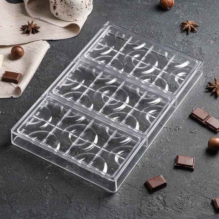 Форма для шоколада KONFINETTA «Плитка с колечками», 27,5×17,5×2,5 см, 3 ячейки 15,3×7,5х0,8 см, цвет прозрачный Форма для шоколада KONFINETTA «Плитка с колечками», 27,5×17,5×2,5 см, 3 ячейки 15,3×7,5х0,8 см, цвет прозрачный