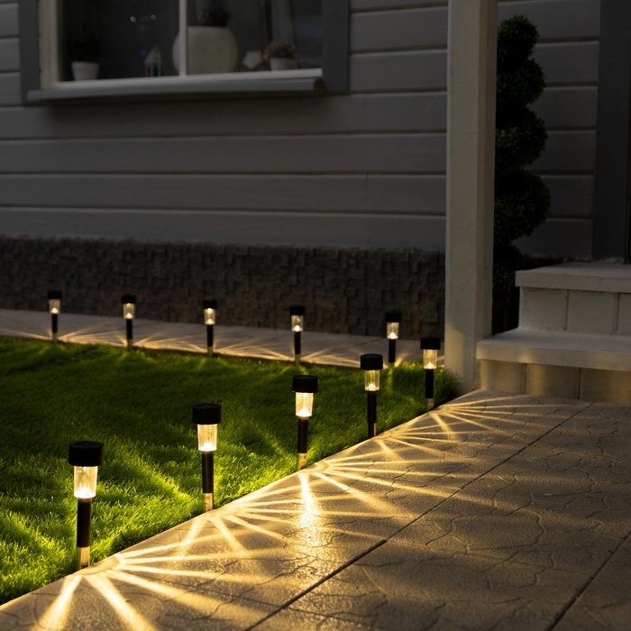 Набор садовых светильников на солнечной батарее «Цилиндр», 4.5 × 30 × 4.5 см, 1 LED, свечение тёплое белое, 10 шт. Набор садовых светильников на солнечной батарее «Цилиндр», 4.5 × 30 × 4.5 см, 1 LED, свечение тёплое белое, 10 шт.