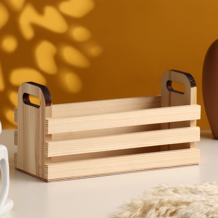 Кашпо деревянное трехреечное с ручками 24,5х10х13 см натуральный Кашпо деревянное трехреечное с ручками 24,5х10х13 см натуральный