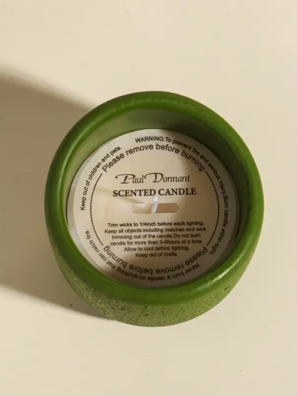 Свеча в вулканическом подсвечнике "Изгиб" зелёная 8,3х8,5х7 см