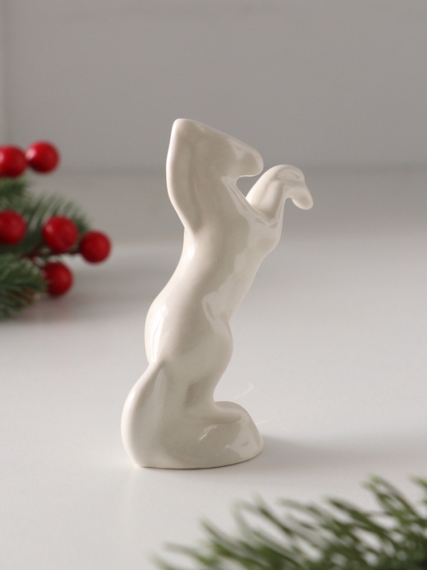 Статуэтка фарфоровая "Конь белый", /глазурь/,  9 см