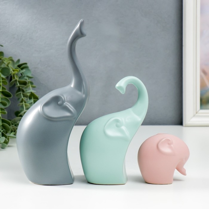 Сувенир керамика Сувенир керамика "Семья слонов" пастель матовый набор 3 шт h=7 см 15,5 см 23,5 см