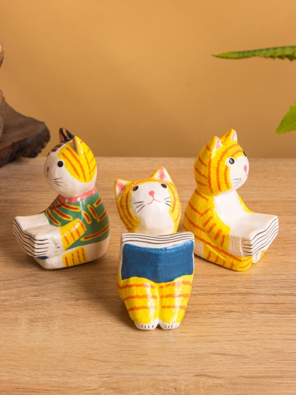 Сувенир дерево  Сувенир дерево "Котенок с книжкой" МИКС, 3,5х5х7 см