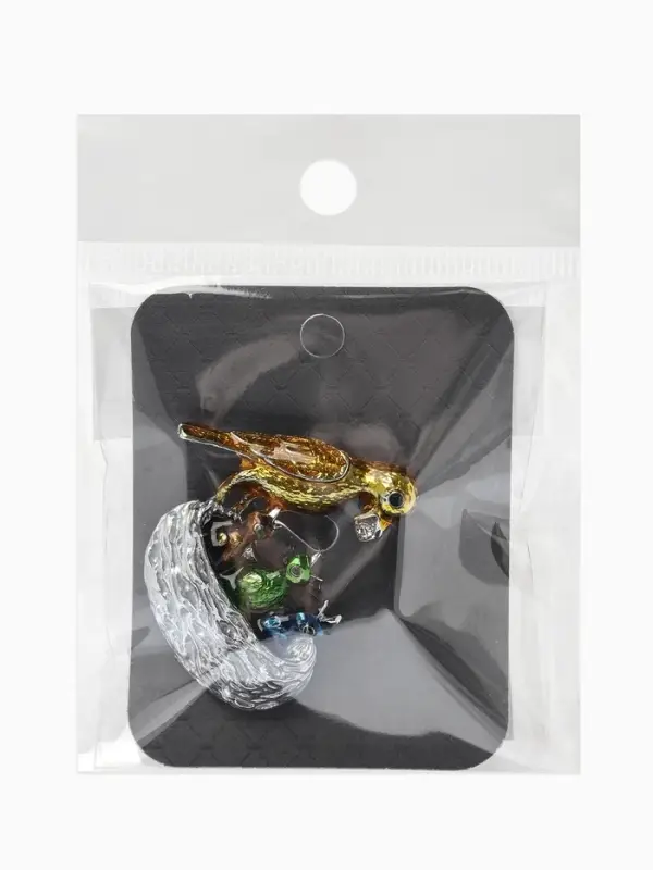 Брошь &laquo;Птица с  птенцами&raquo; гнездо, цветная в серебре