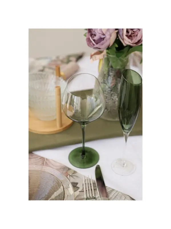 Бокал для вина Magistro &laquo;Иллюзия&raquo;, 540 мл, 10&times;24 см, стекло, зелёный