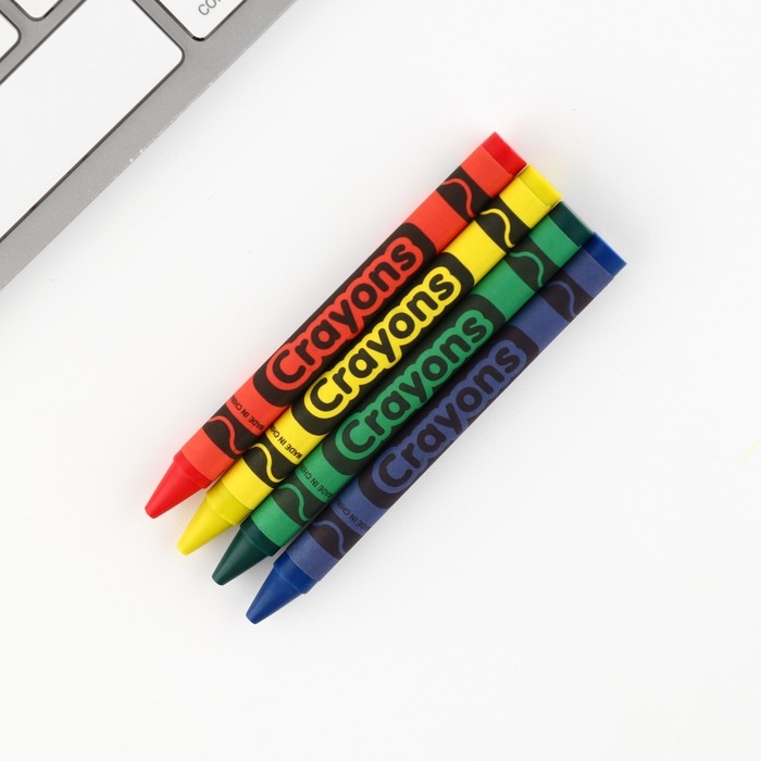 Подарочный набор блокнот-раскраска и восковые мелки «Аниме» Подарочный набор блокнот-раскраска и восковые мелки «Аниме»