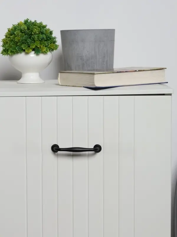 Ручка-скоба мебельная WAVE PC173BL, м/о 96 мм, цвет чёрный